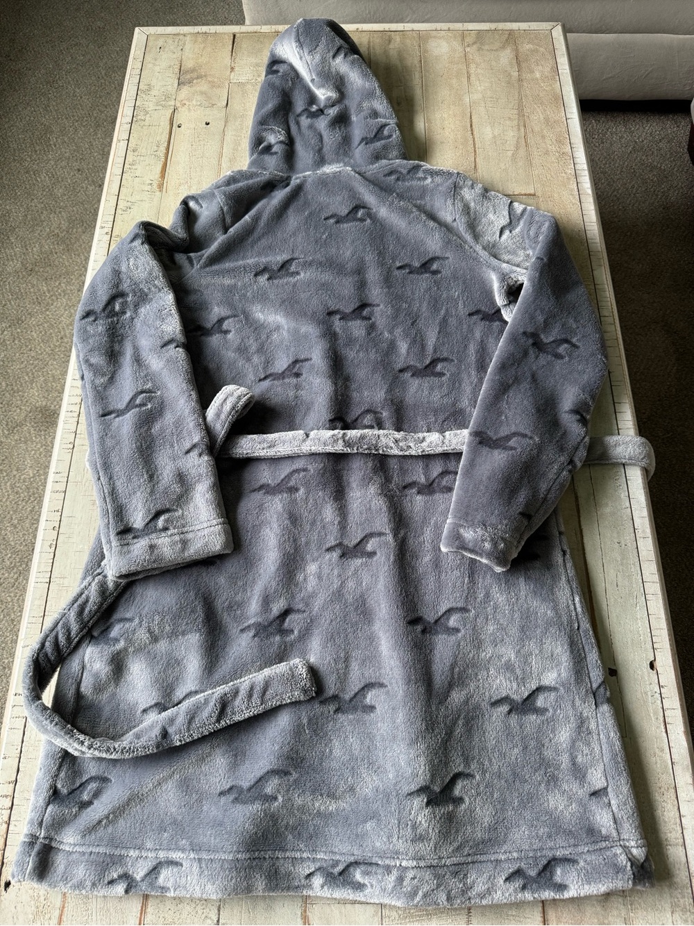 Hollister Robe - Picture 2 of 3
